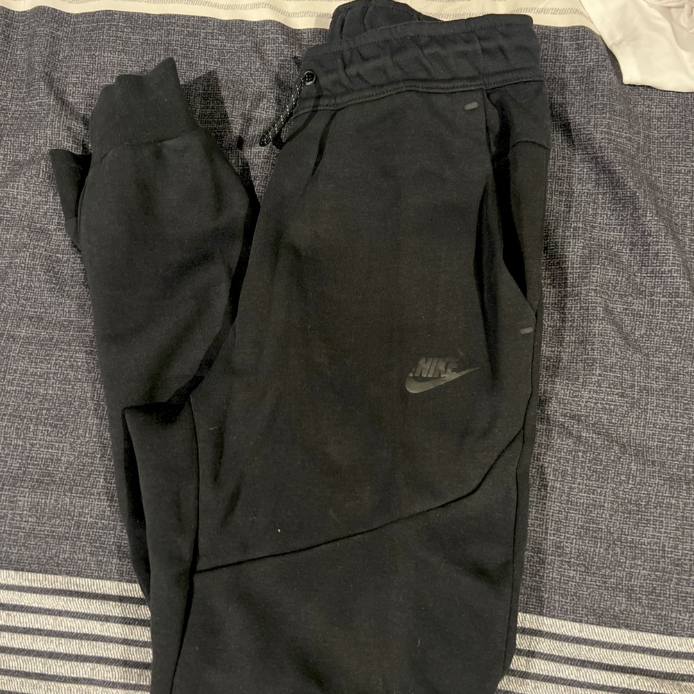 Men’s Nike Tech Sweatpants